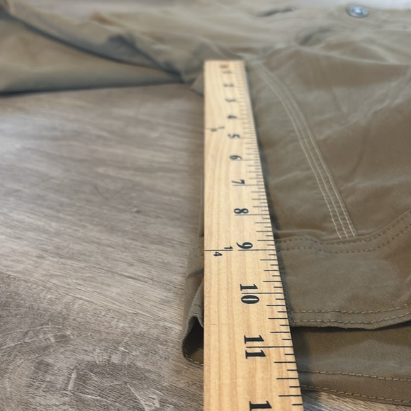 Kuhl Women’s Casual tan/khaki Hiking Shorts with pockets Sz 4 - Picture 5 of 9